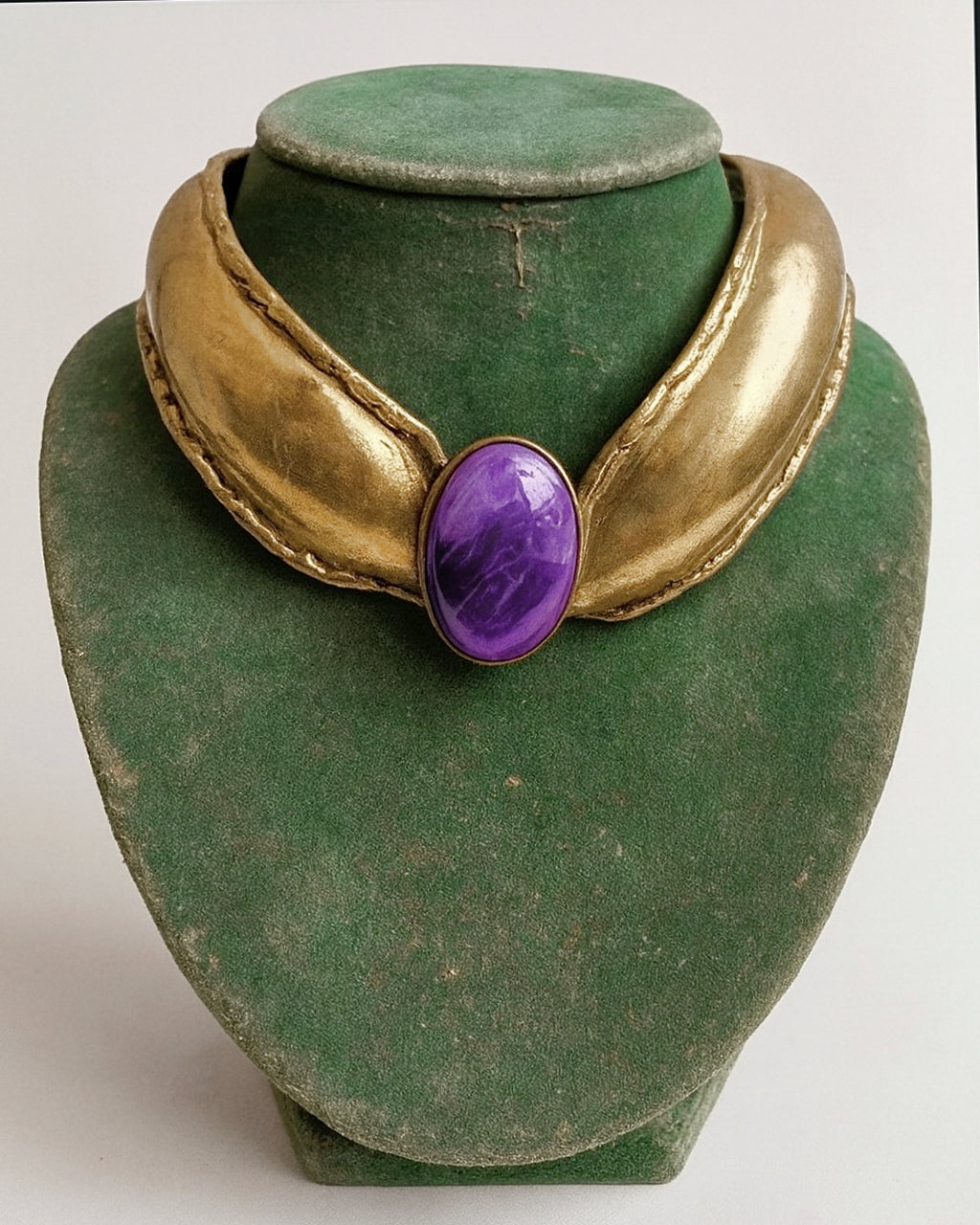 Vintage Aged Brass Glass Cabochon Collar Necklace